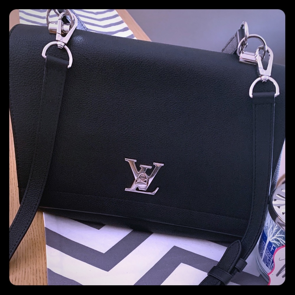 Louis Vuitton Lock Me II